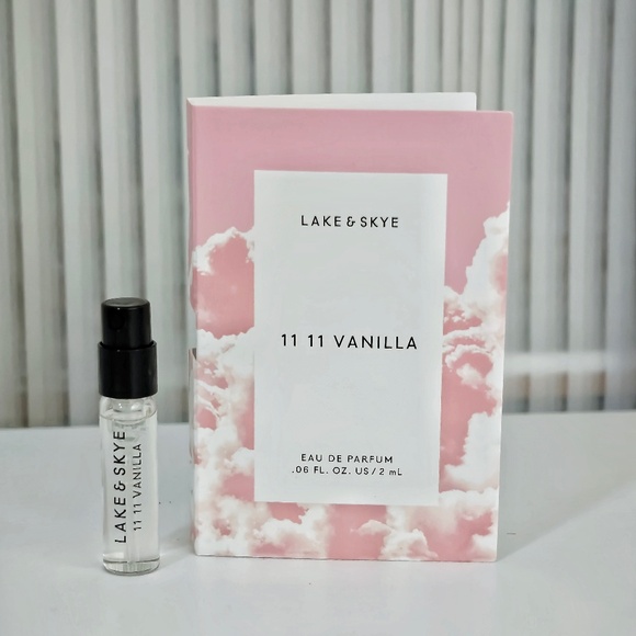 New Lake & Skye - 11 11 VANILLA - edp Sample Spray Vial 0.06 oz / 2ml - Picture 1 of 1